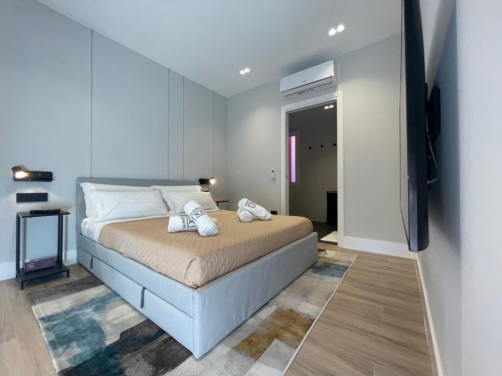 Appartamento Spacious Modern In Monumental Building - Free Parking - Workspace - Historical Centre