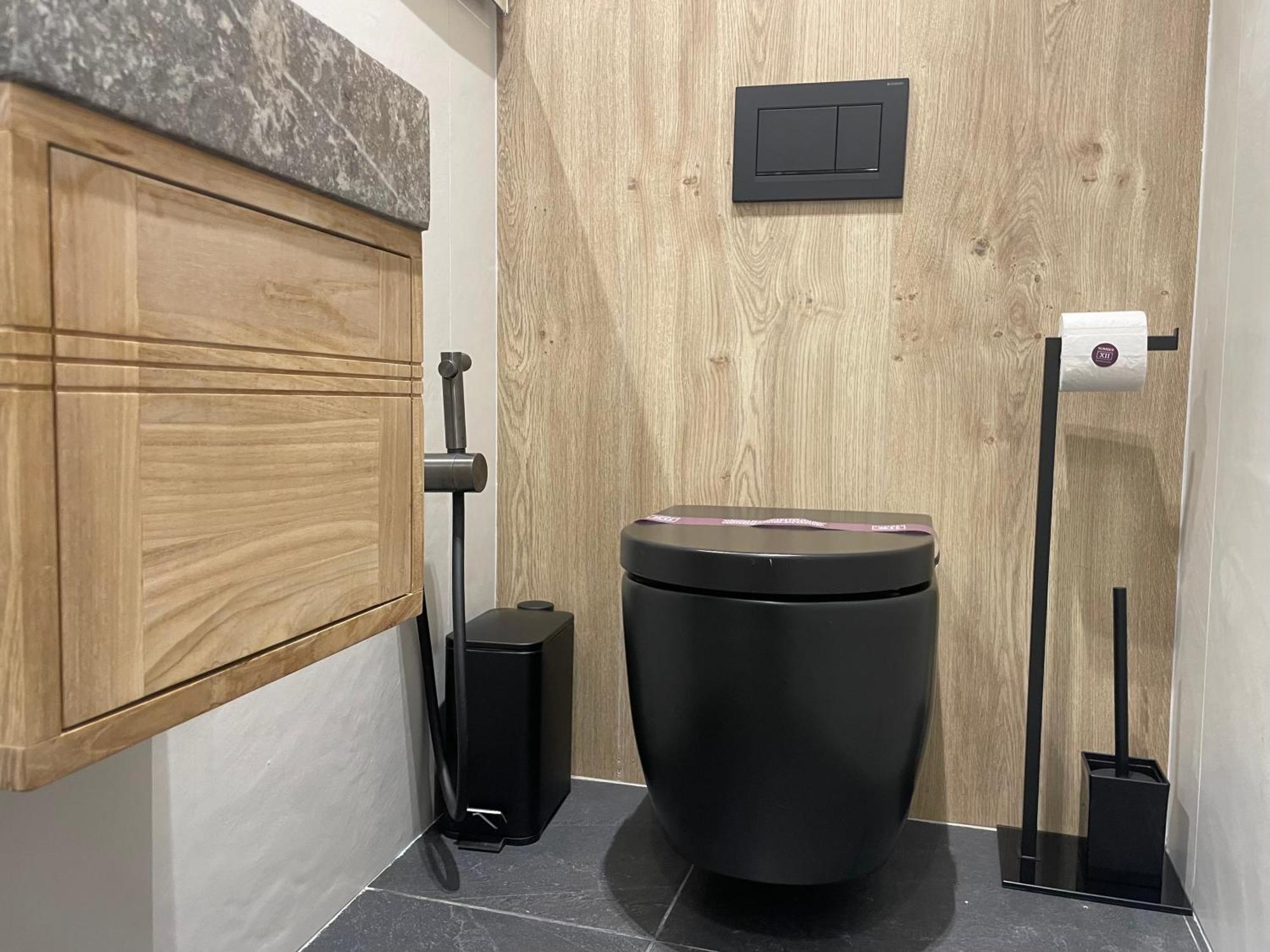 Appartamento Spacious Modern In Monumental Building - Free Parking - Workspace - Historical Centre